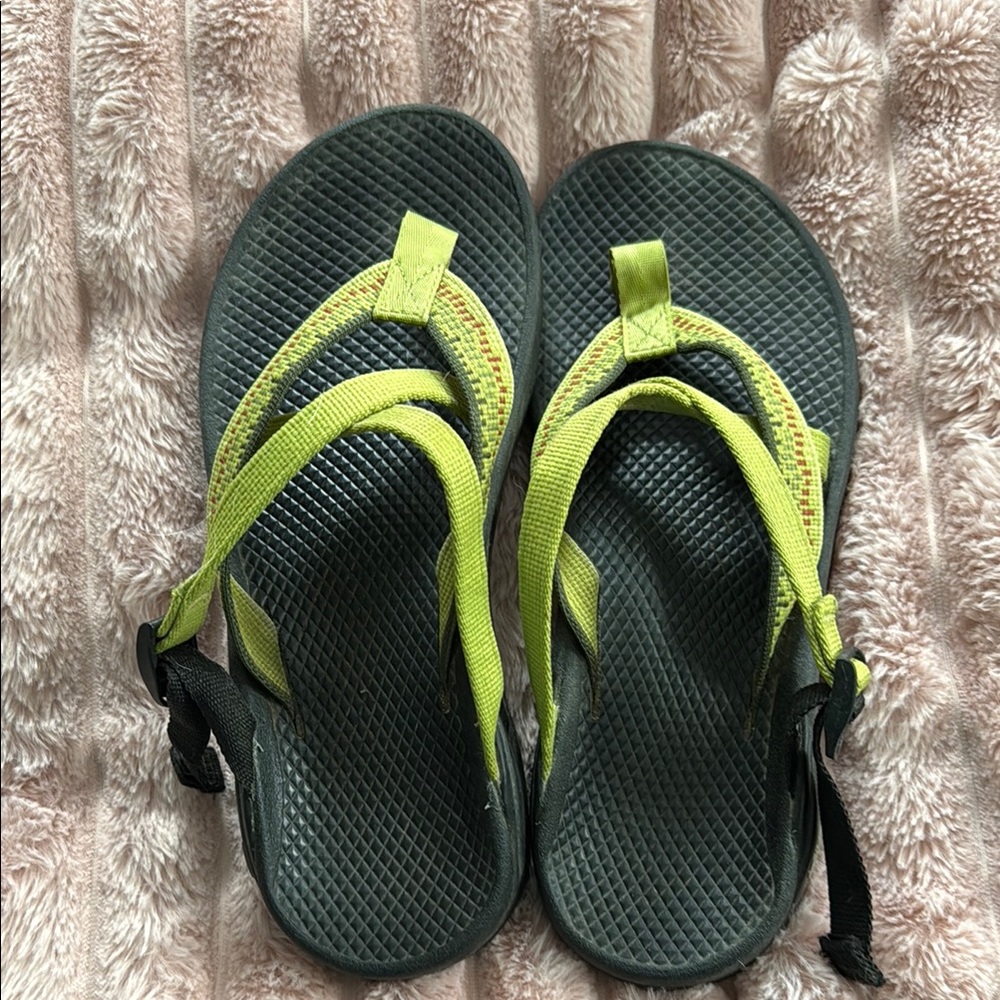 Women’s Chaco Green and Black Sandals